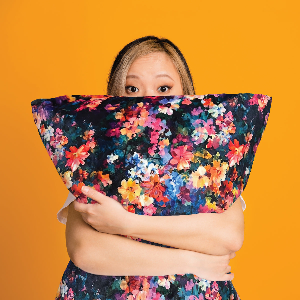 Country Garden - Plush Pillowcase